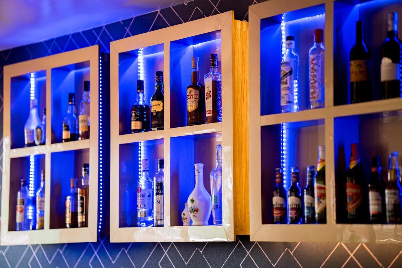 Darsy Residency Hotel Agonda Buitenkant foto