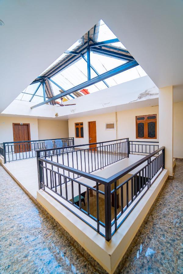 Darsy Residency Hotel Agonda Buitenkant foto