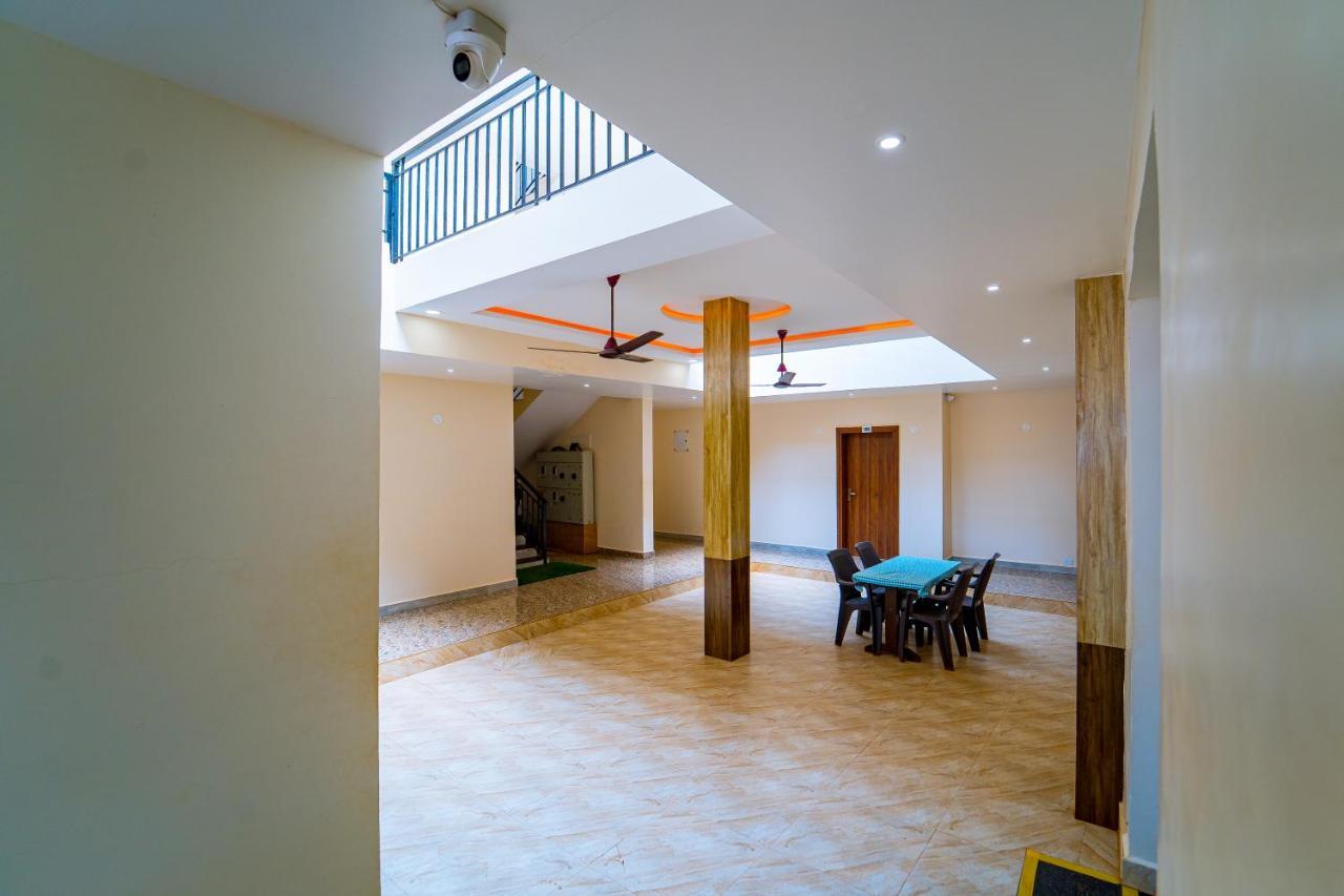 Darsy Residency Hotel Agonda Buitenkant foto