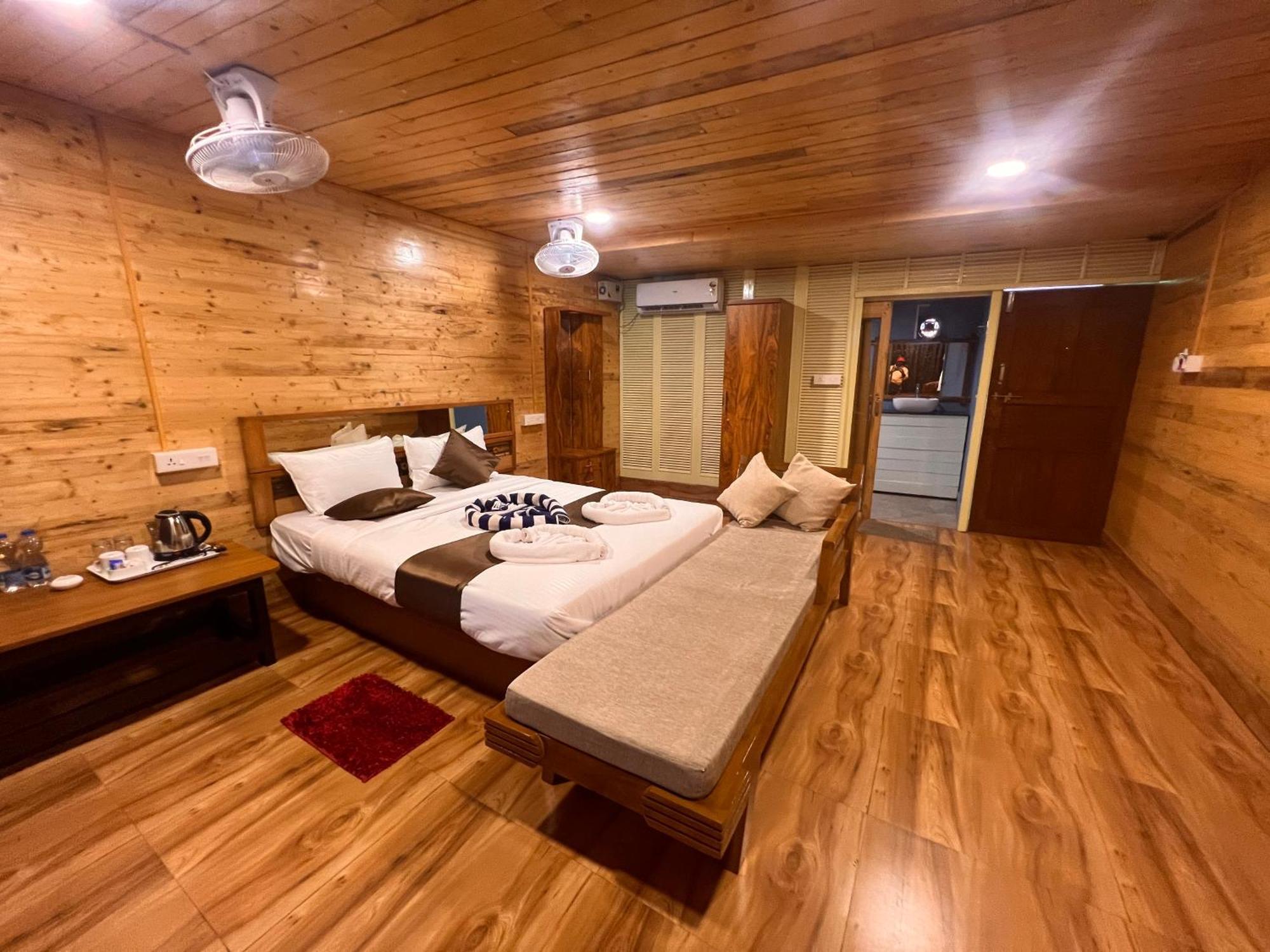 Darsy Residency Hotel Agonda Buitenkant foto