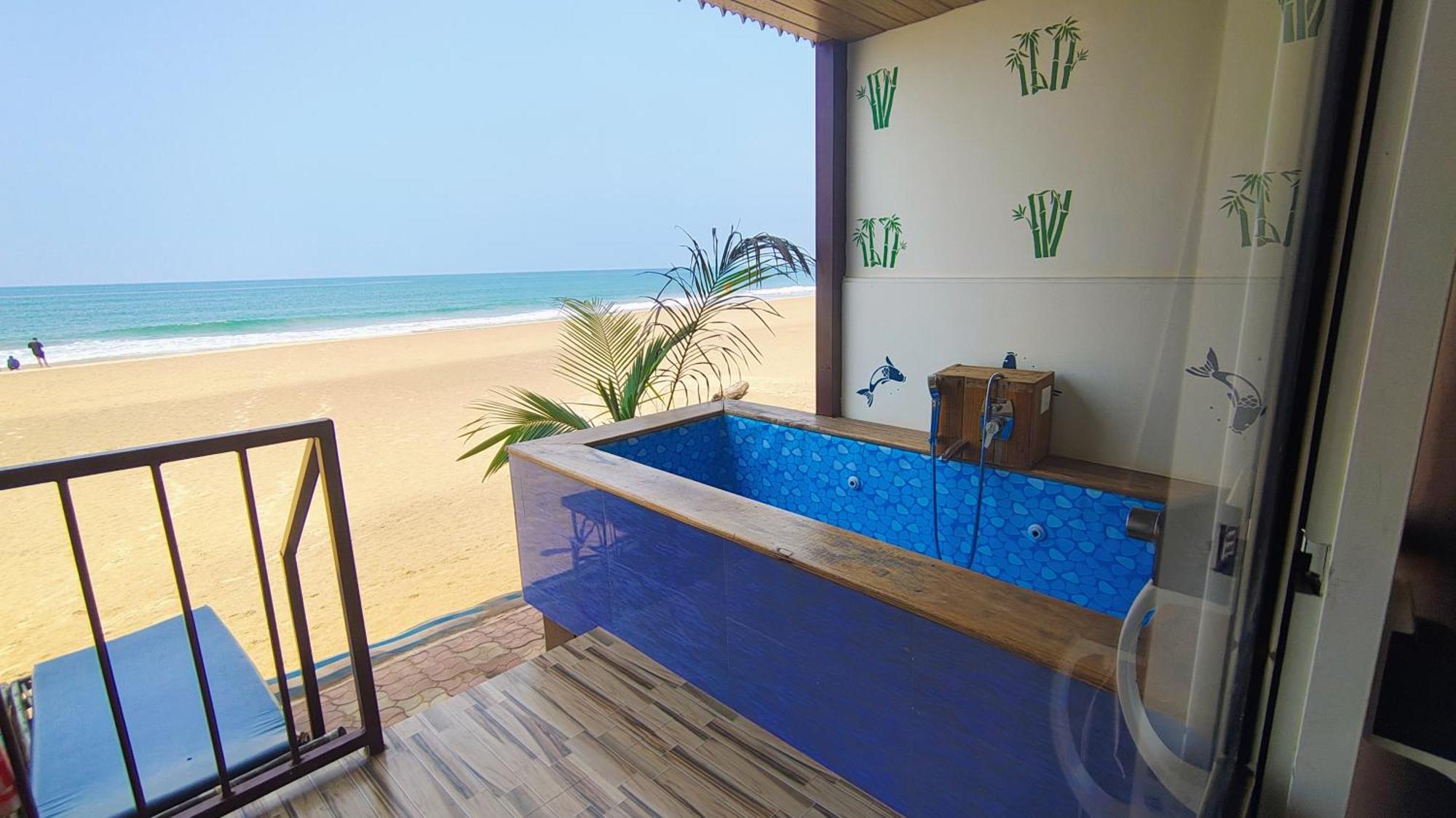 Darsy Residency Hotel Agonda Buitenkant foto